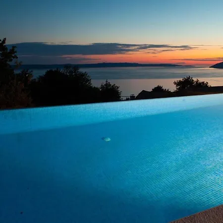 Vila Luxury Atrium In Tucepi, Heated Pool